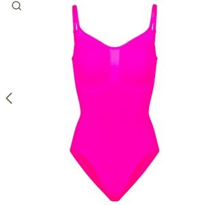 Skims XS/XXS bodysuit *New